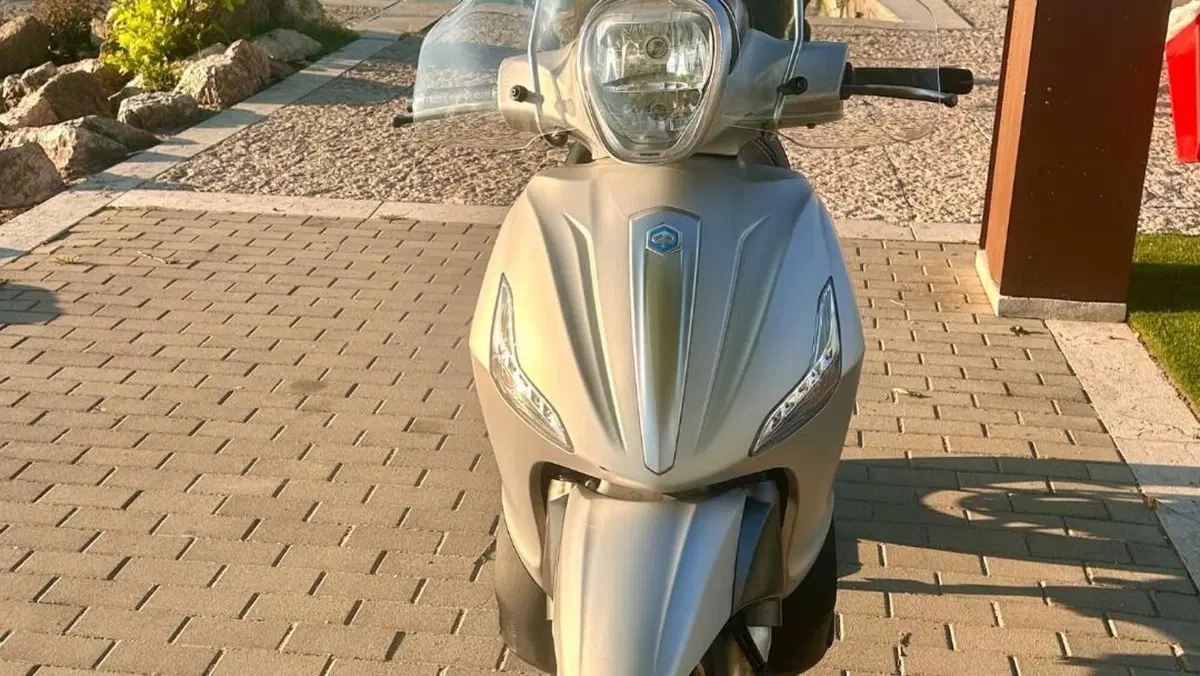 Piaggio Beverly 350 S ABS (2019 - 20)  (12)