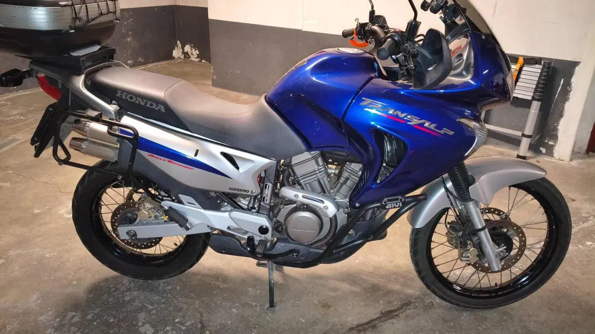 Honda Transalp XL 650V (2005 - 06)  (2)