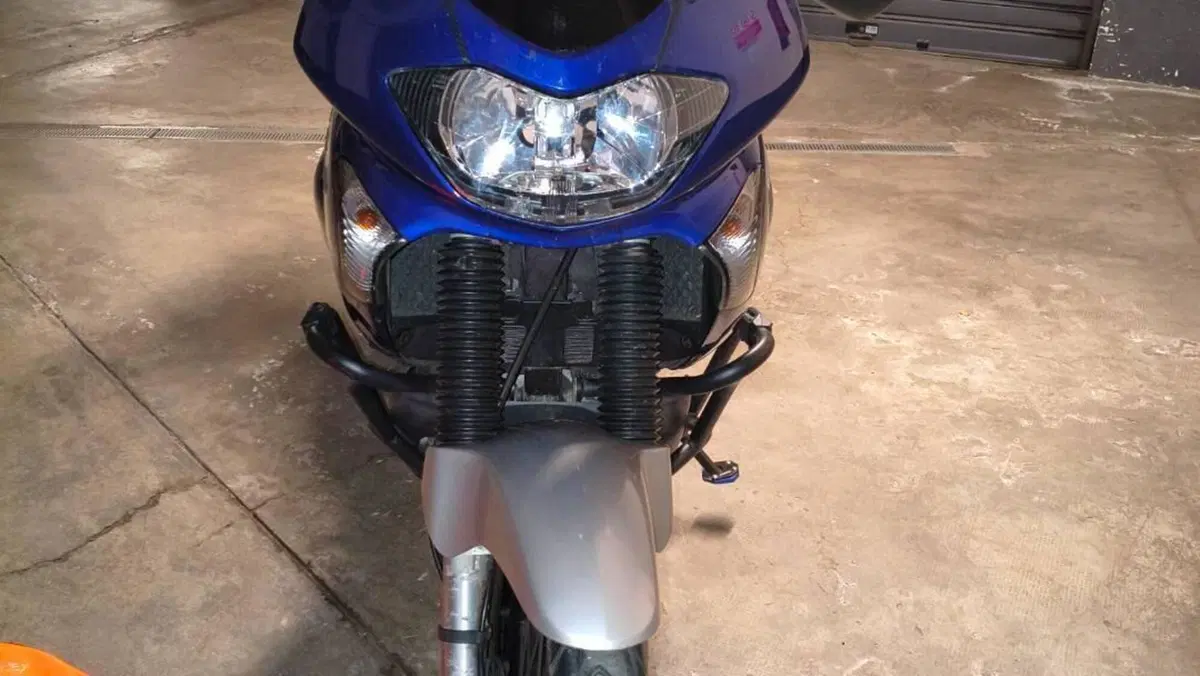 Honda Transalp XL 650V (2005 - 06)  (3)