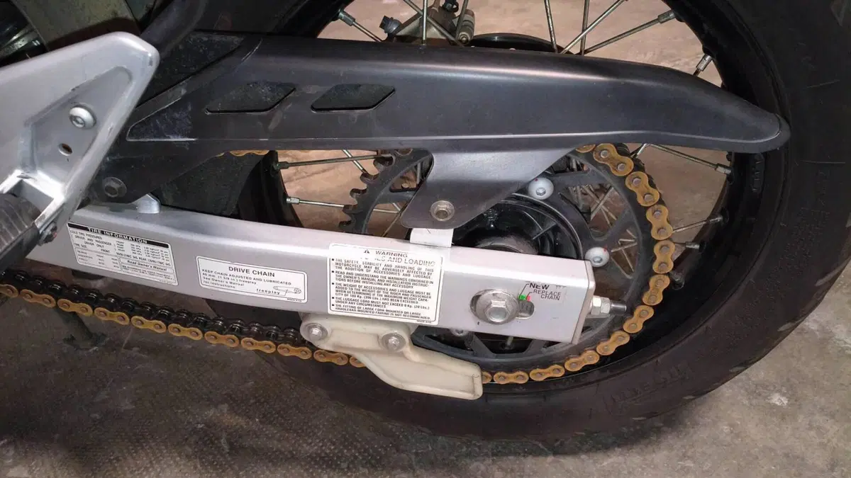 Honda Transalp XL 650V (2005 - 06)  (5)