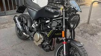 Husqvarna Svartpilen 401 (2021 - 23) usata