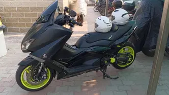 Yamaha T-Max 530 ABS (2015 - 17) usata