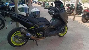 Yamaha T-Max 530 ABS (2015 - 17)  (2)