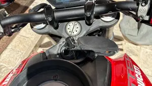 Ducati Monster 937 + (2021 - 25)  (4)