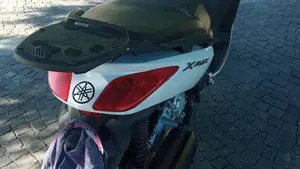 Yamaha X-Max 250 ABS (2011 - 13)  (7)