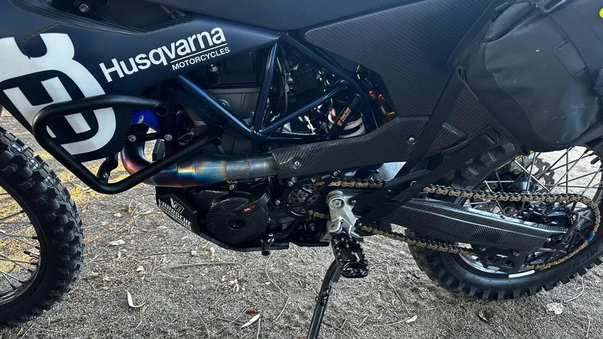 Husqvarna 701 Enduro (2023 - 25)  (4)