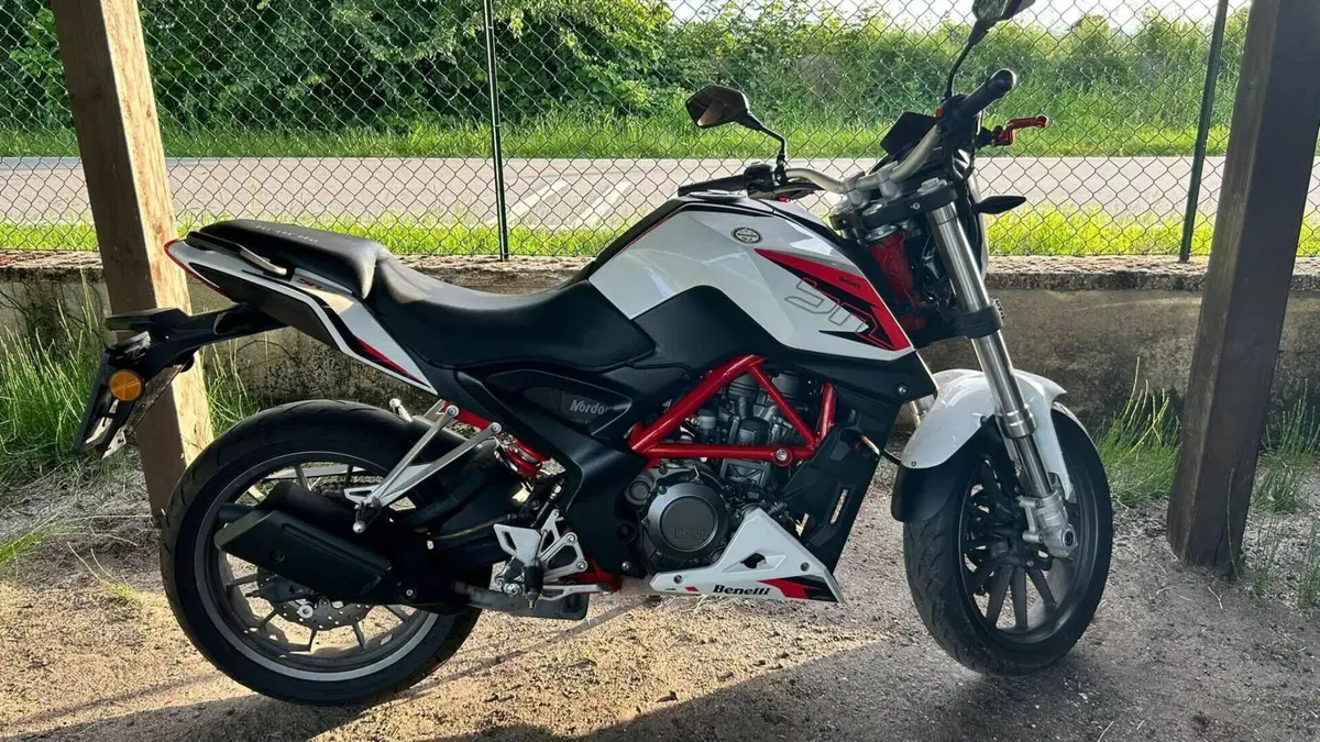 Benelli BN 251 (2015 - 16)  (2)