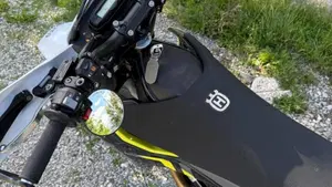 Husqvarna 701 Supermoto (2023 - 25)  (9)