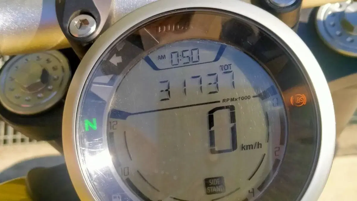 Ducati Scrambler 800 Icon (2017 - 20)  (5)
