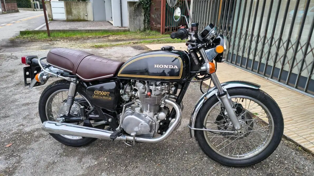 Honda  