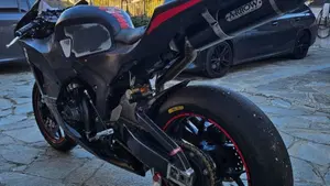 Honda CBR 600 RR ABS (2012 - 16)  (3)
