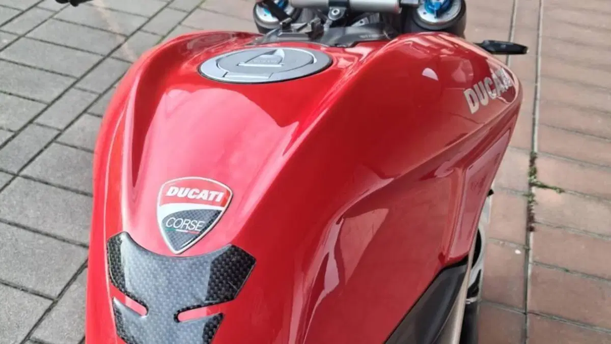 Ducati Streetfighter S (2009 - 14)  (9)