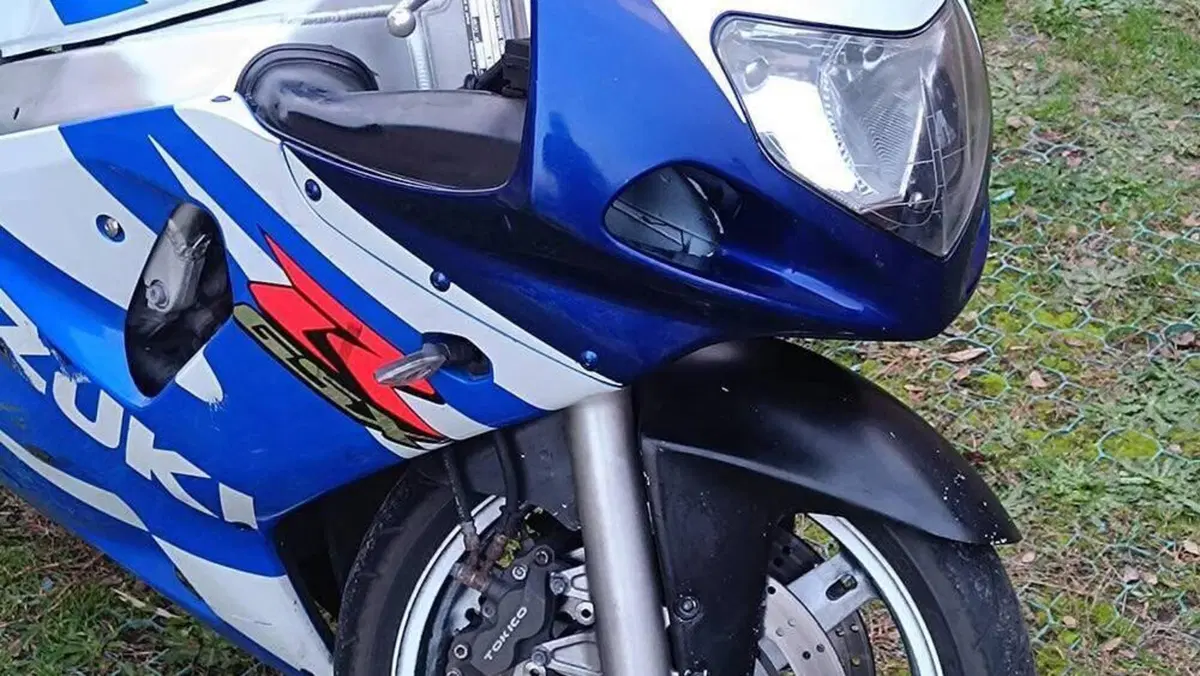 Suzuki GSX R 600 (2001 - 03)  (6)