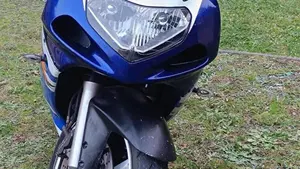 Suzuki GSX R 600 (2001 - 03)  (4)