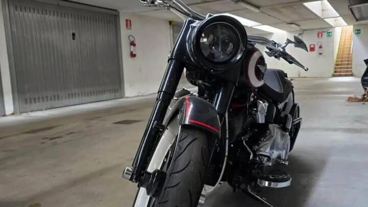 Harley-Davidson 1690 Fat Boy (2005 - 06) - FLSTFSE  (2)