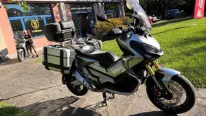 Honda X-ADV 750 (2017)  (2)