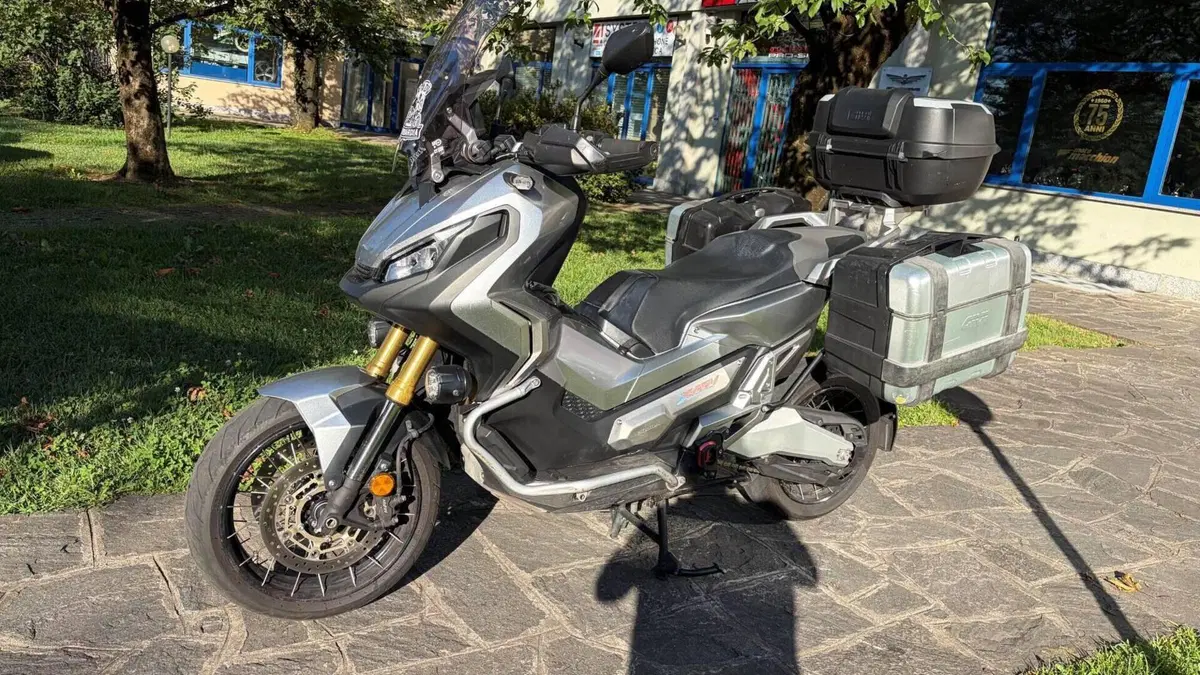 Honda X-ADV 750 (2017)  (3)