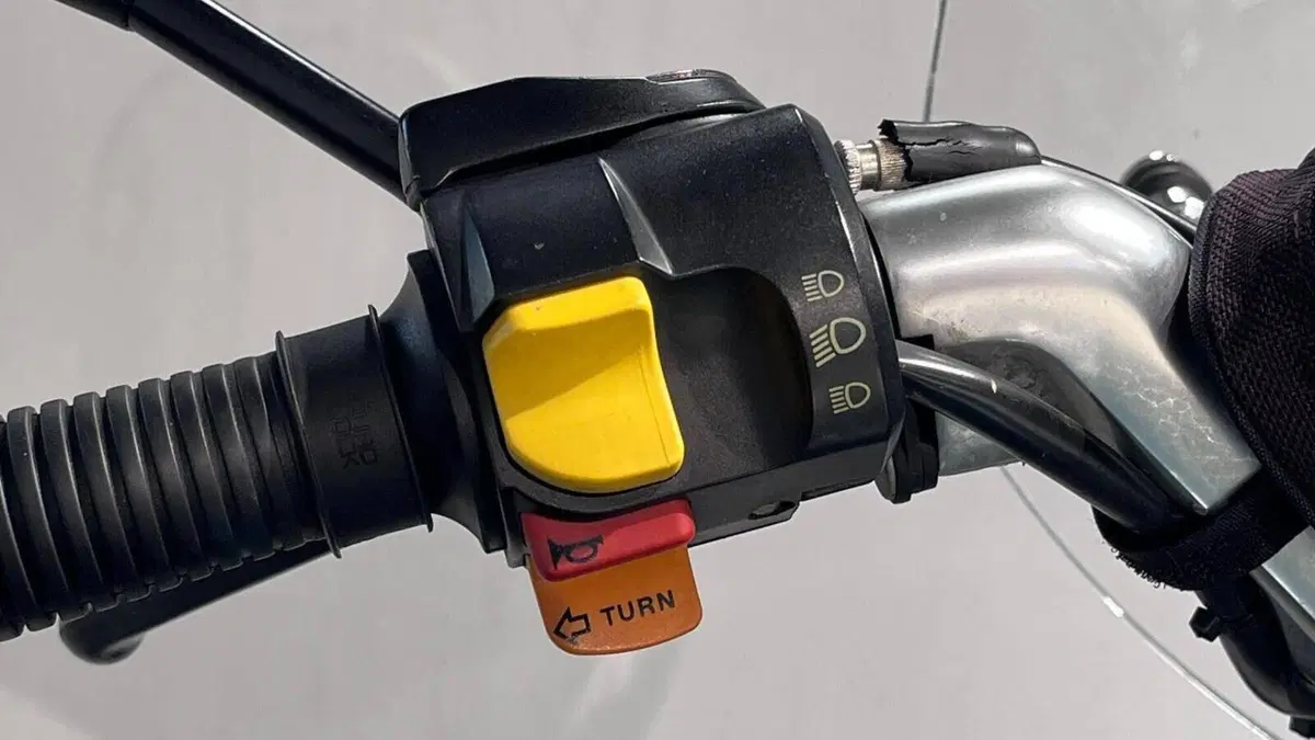 Bmw R 1100 R ABS  (6)