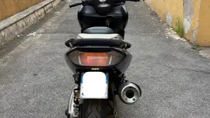 Yamaha T-Max 500 (2001 - 03)  (4)