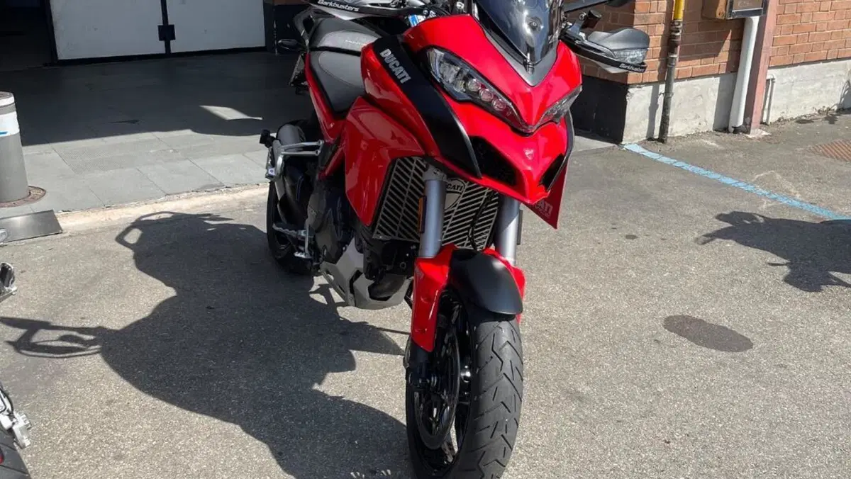 Ducati Multistrada 1200 S Touring D-air (2017)  (2)