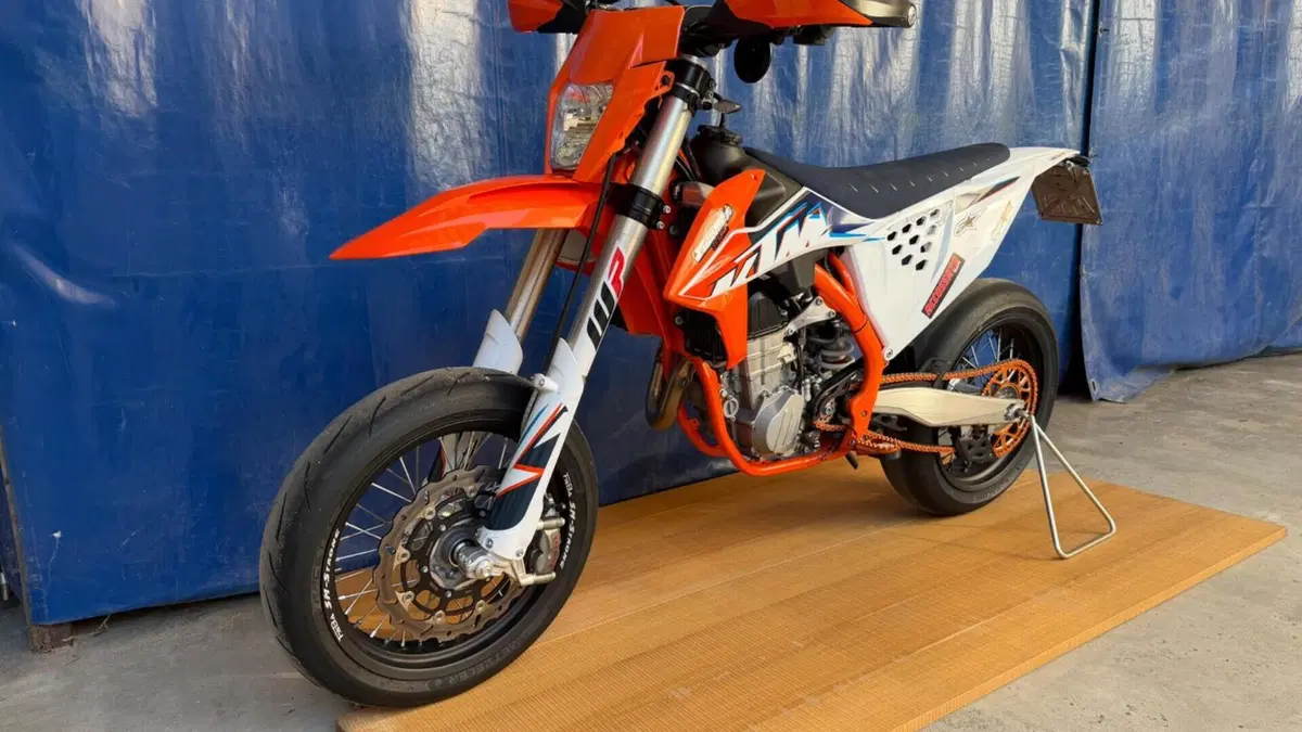 KTM 450 SMR (2022)  (3)