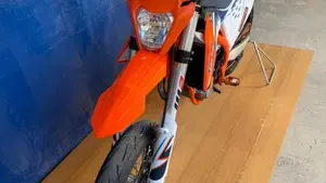 KTM 450 SMR (2022)  (5)