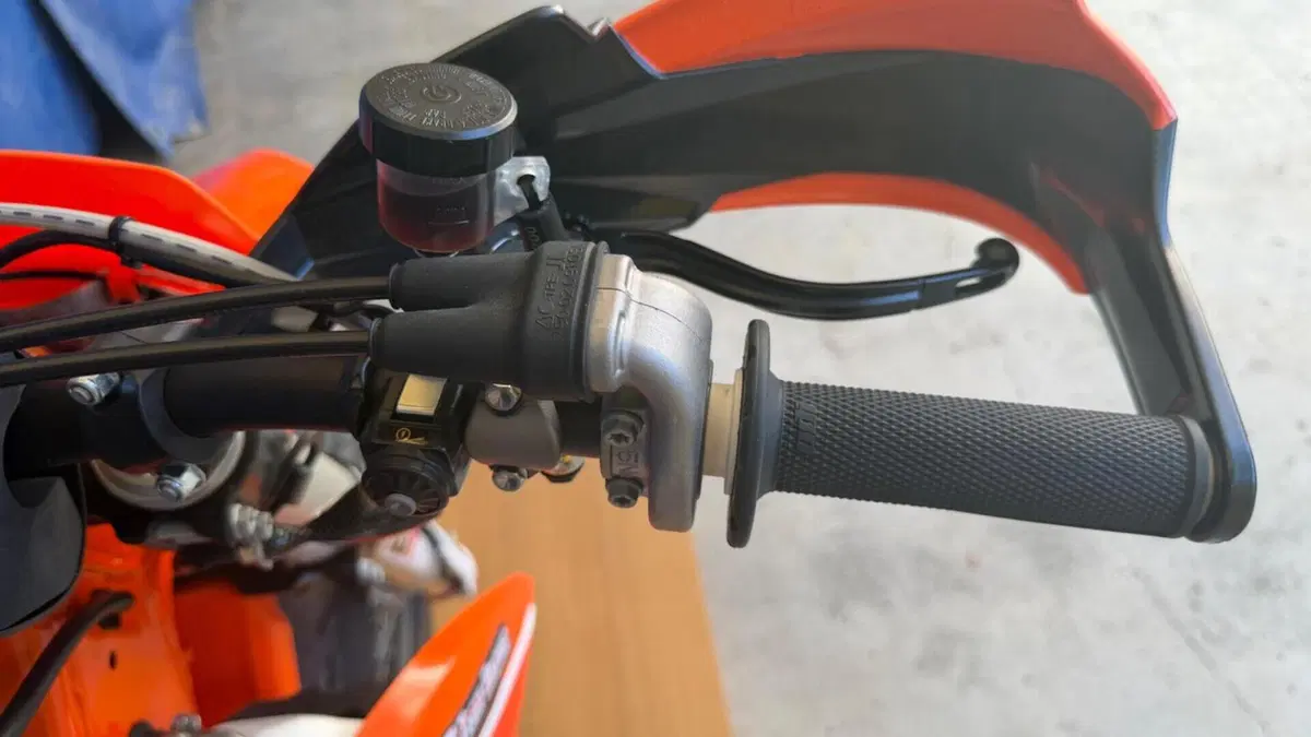 KTM 450 SMR (2022)  (18)