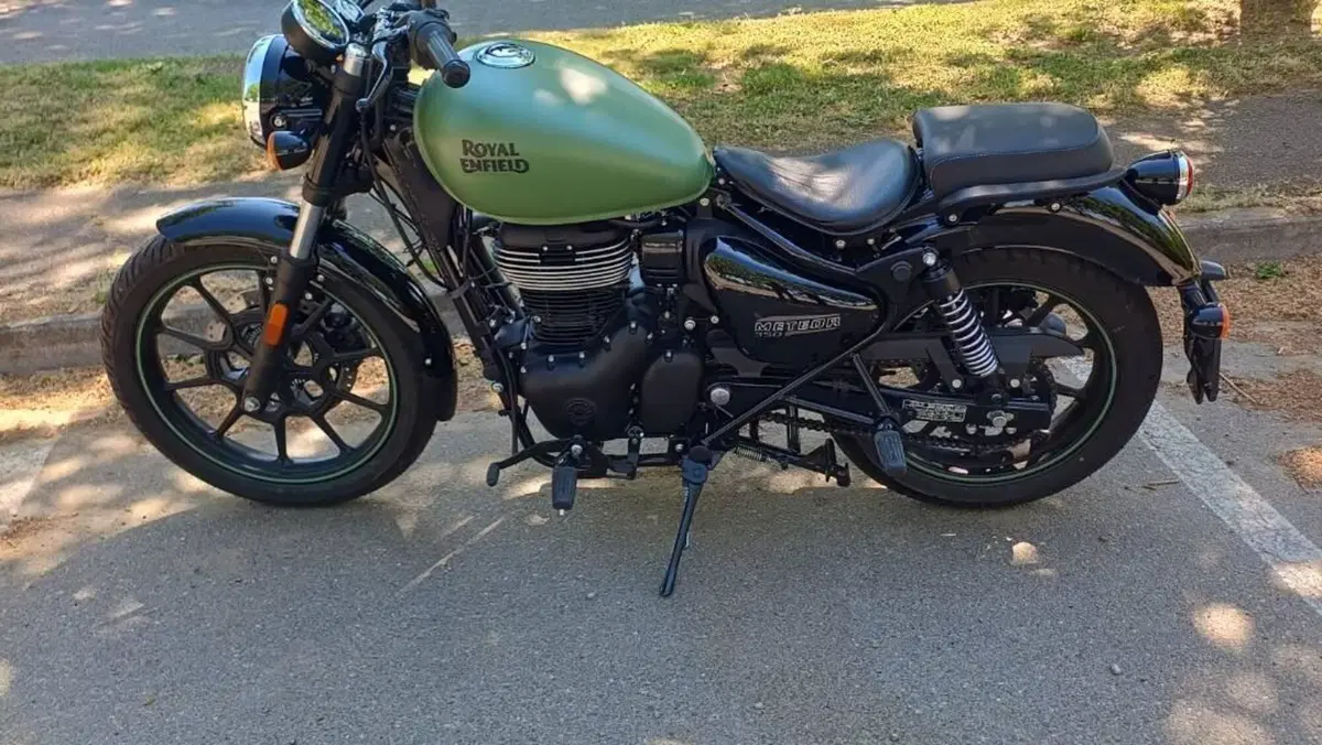 Royal Enfield Meteor 350 (2021 - 26)  (5)