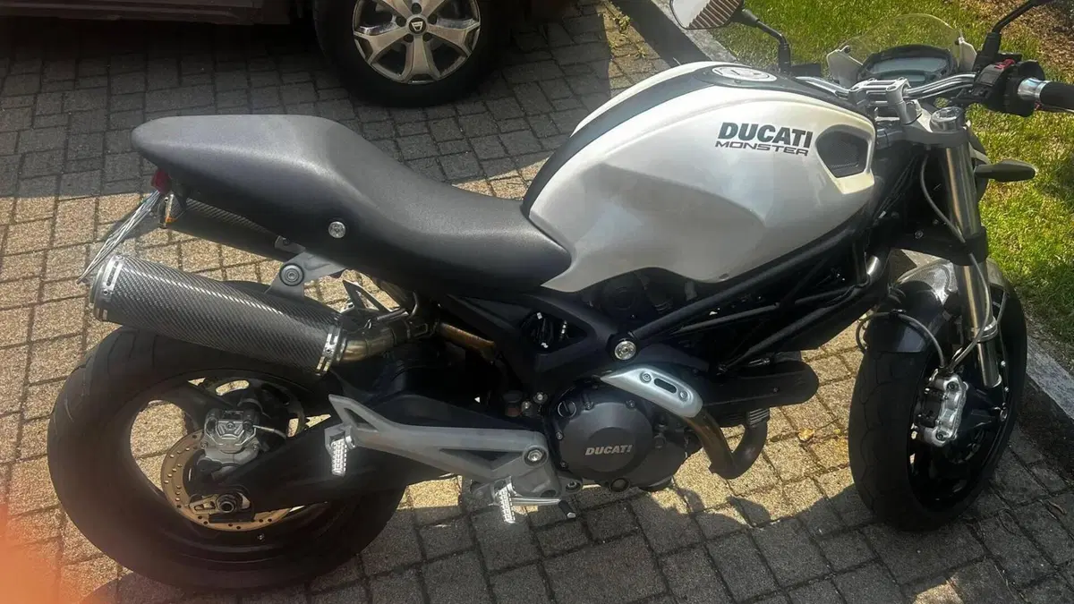 Ducati Monster 696 (2008 - 13)  (3)