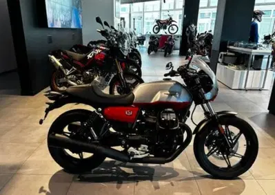 Moto Guzzi V7 Stone Corsa (2023 - 25) - Annuncio 10057292