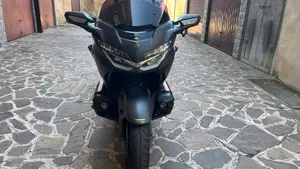 Honda GL 1800 Gold Wing (2020)  (3)