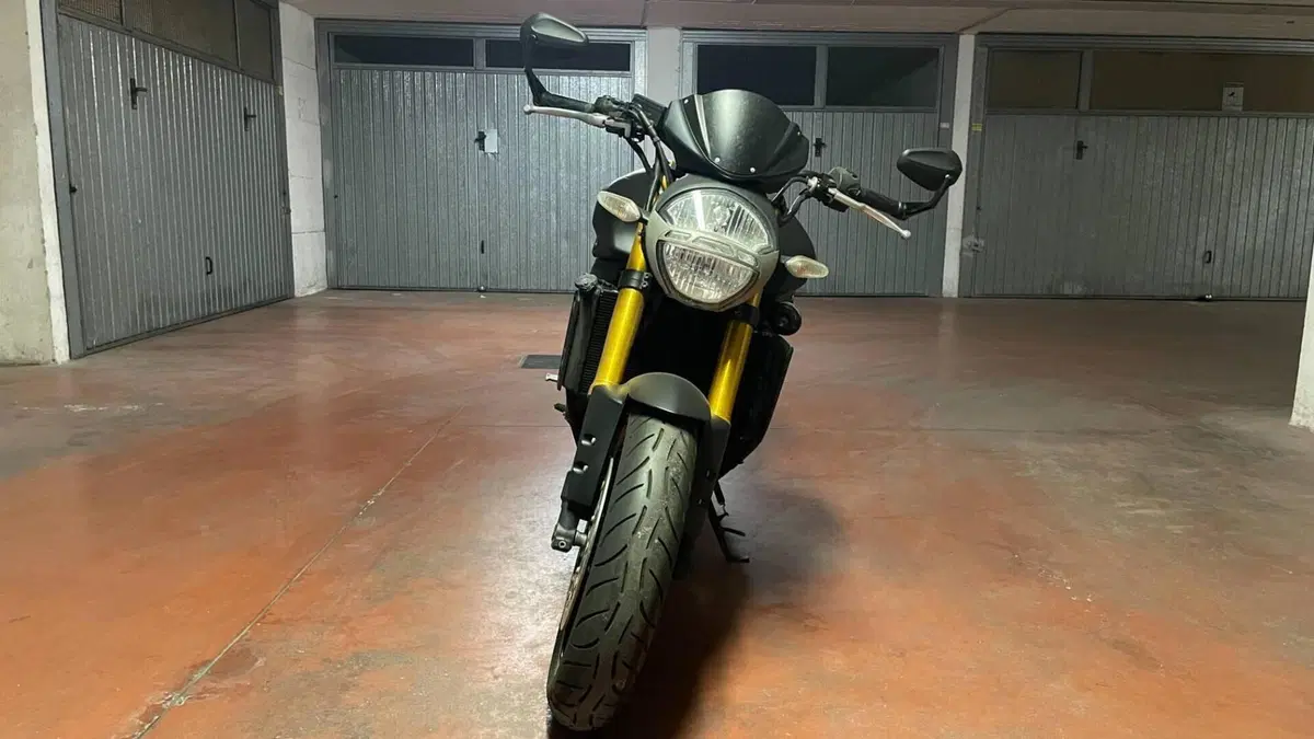 Yamaha FZ8 (2010 - 12)  (4)