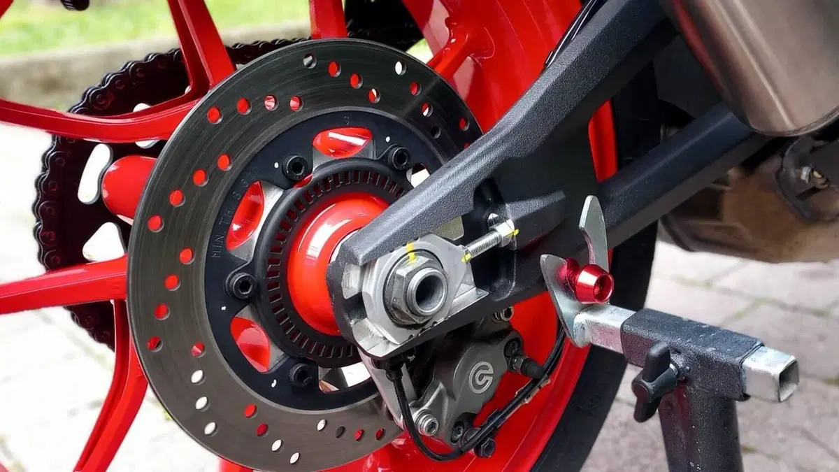Ducati Monster 937 + (2021 - 25)  (7)