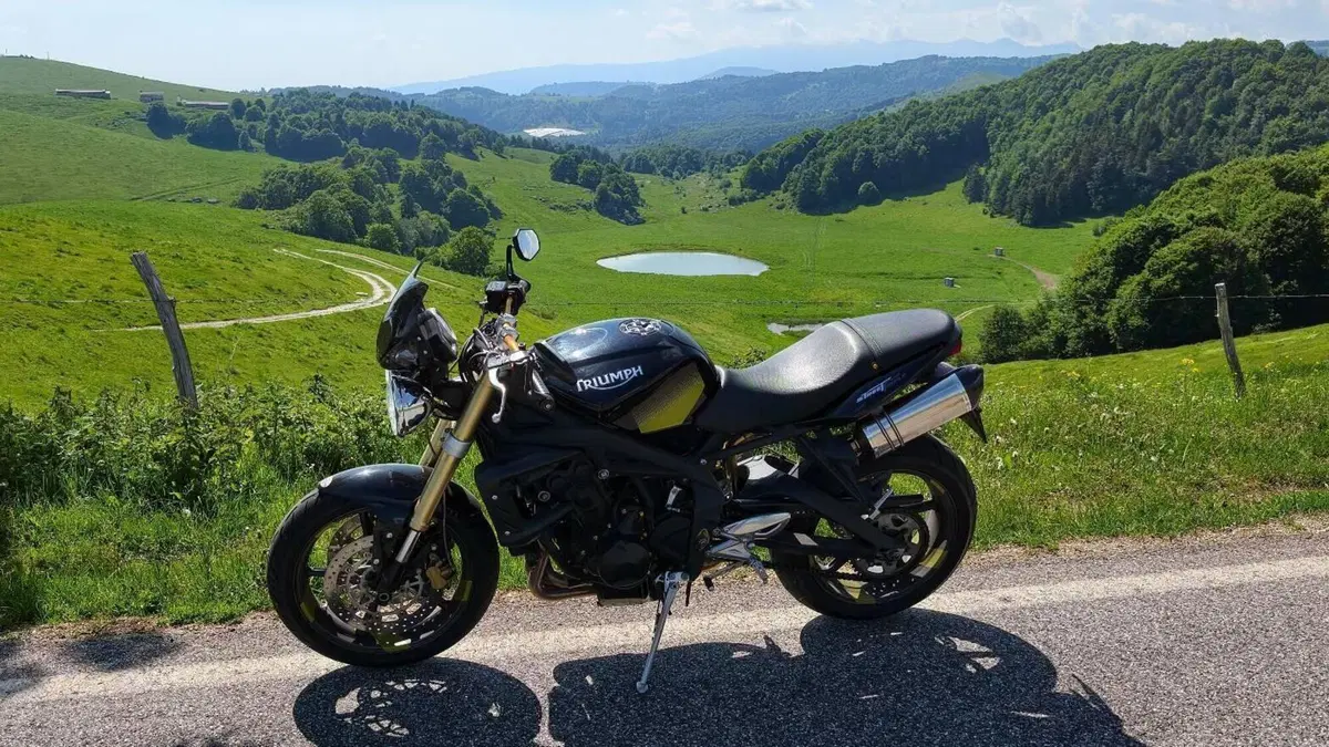 Triumph Street Triple (2007 - 12) 