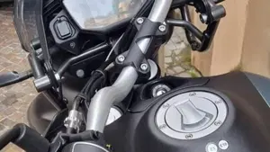 Moto Guzzi V85 TT (2021 - 23) 