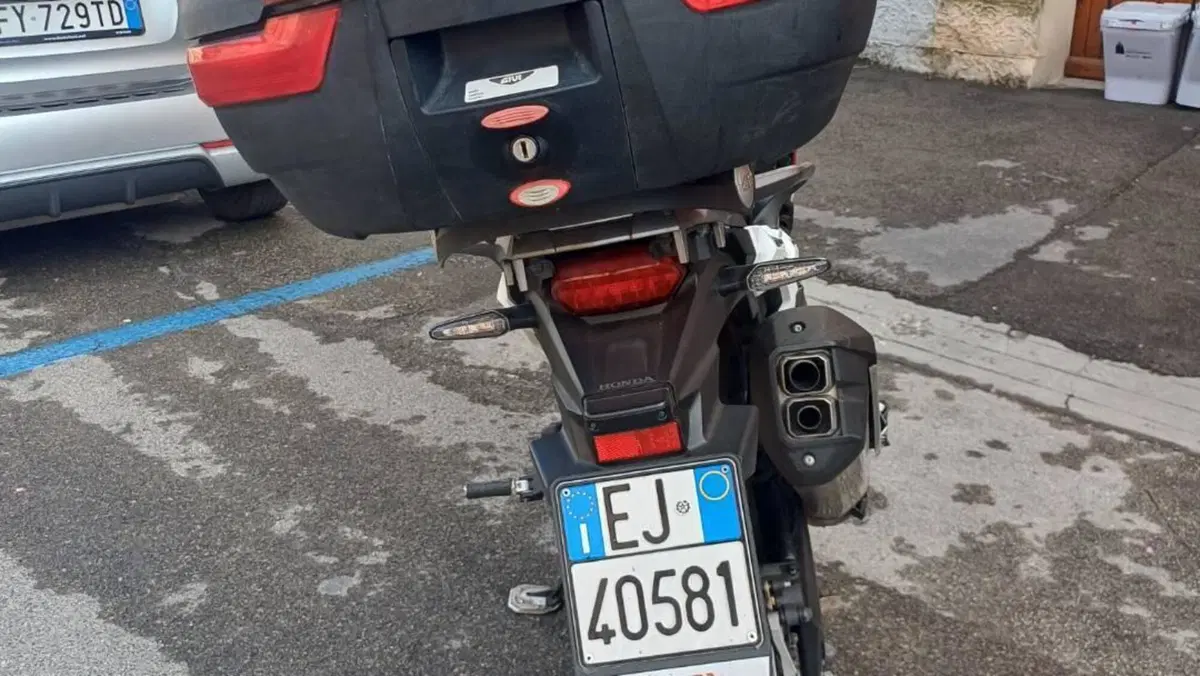 Honda Africa Twin CRF 1000L (2016 - 17)  (3)