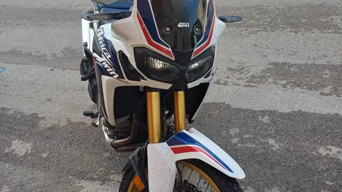 Honda Africa Twin CRF 1000L (2016 - 17)  (6)