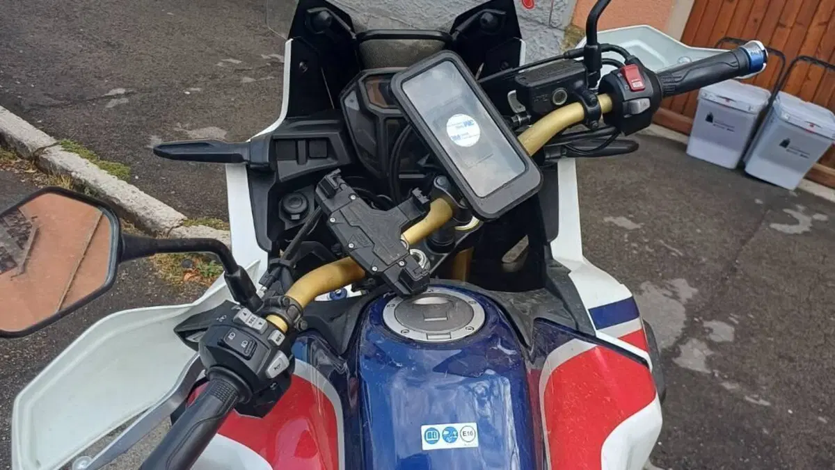 Honda Africa Twin CRF 1000L (2016 - 17)  (10)