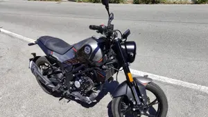 Benelli Leoncino 125 (2022 - 25) 