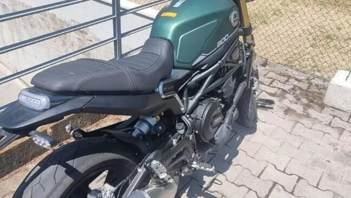 Benelli Leoncino 800 (2022 - 26) 