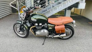 Triumph Thruxton 900 (2004 - 15)  (3)