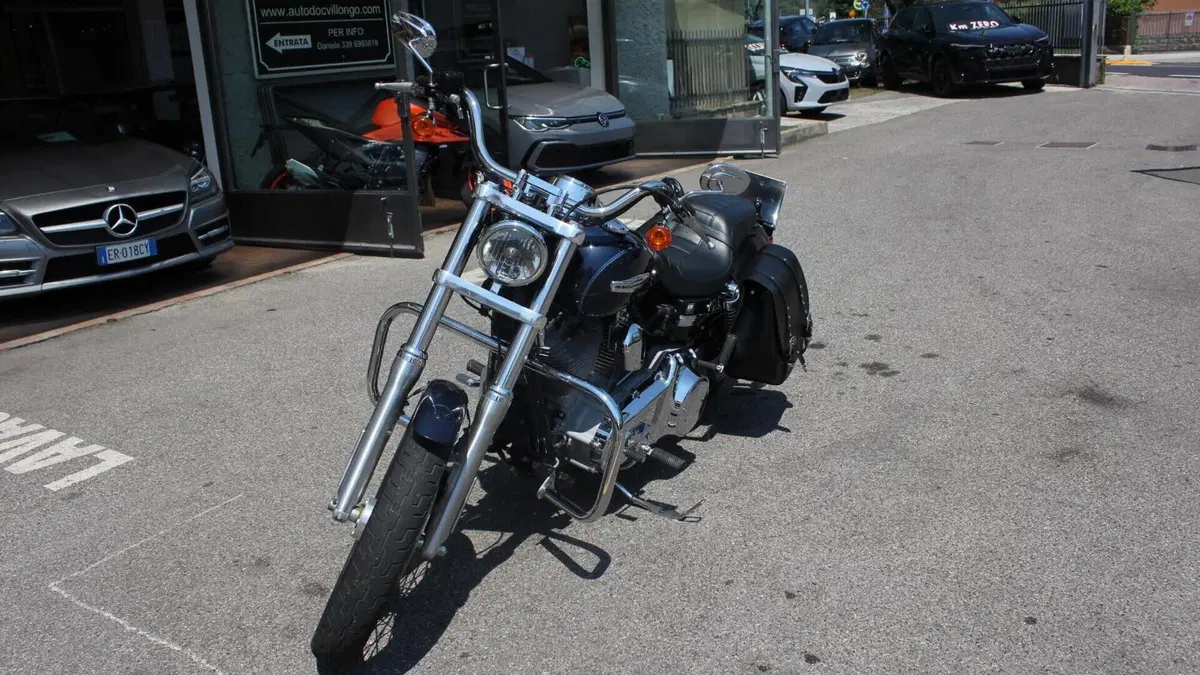 Harley-Davidson 1584 Super Glide Custom (2008 - 13) - FXDC 