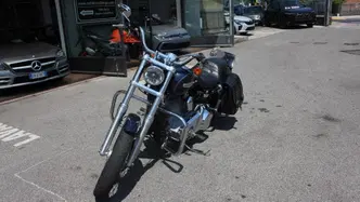 Harley-Davidson 1584 Super Glide Custom (2008 - 13) - FXDC