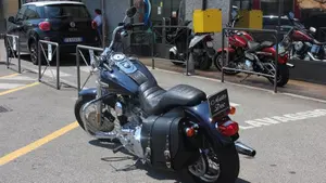 Harley-Davidson 1584 Super Glide Custom (2008 - 13) - FXDC  (6)