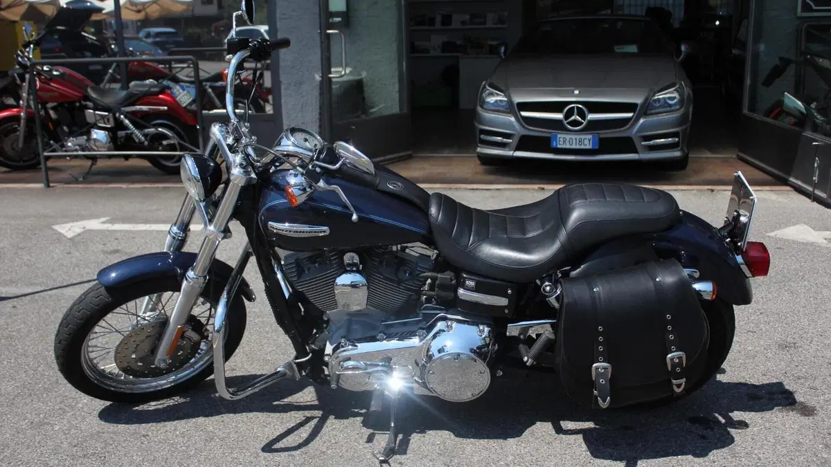 Harley-Davidson 1584 Super Glide Custom (2008 - 13) - FXDC  (7)
