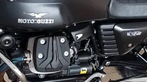 Moto Guzzi V7 Special (2012 - 14)  (4)