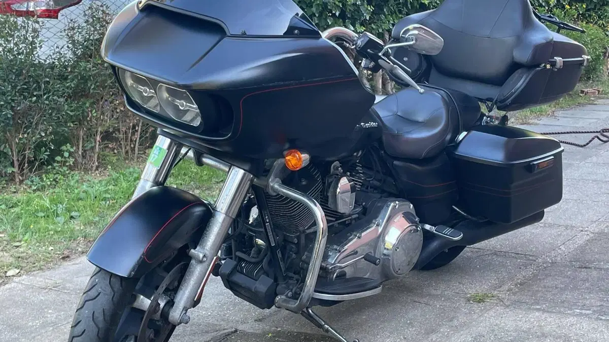 Harley-Davidson 107 Road Glide Special (2017 - 18) - FLTRXS  (2)