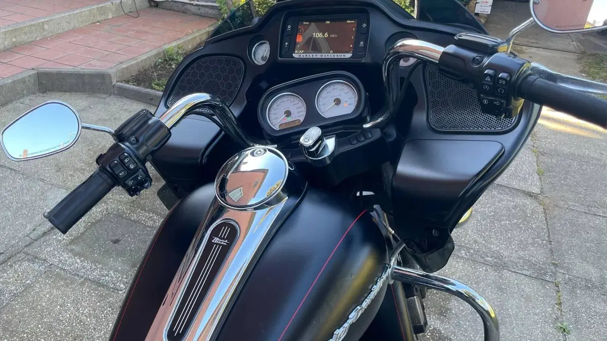 Harley-Davidson 107 Road Glide Special (2017 - 18) - FLTRXS  (12)