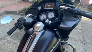 Harley-Davidson 107 Road Glide Special (2017 - 18) - FLTRXS  (12)