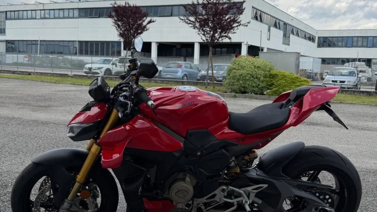 Ducati Streetfighter V4 S (2025 - 26)  (2)